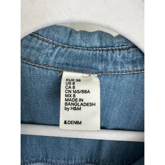 H&M &Denim Oversized Denim Button Up Shirt Women's Size 8 - Picture 5 of 6